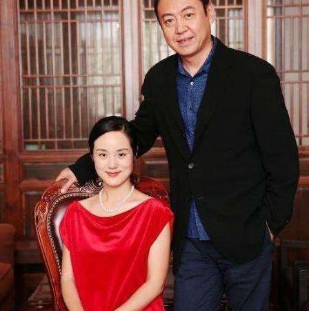 央视主持杨柳被传5次婚史，被此事伤害7年，他本人发律师函回应