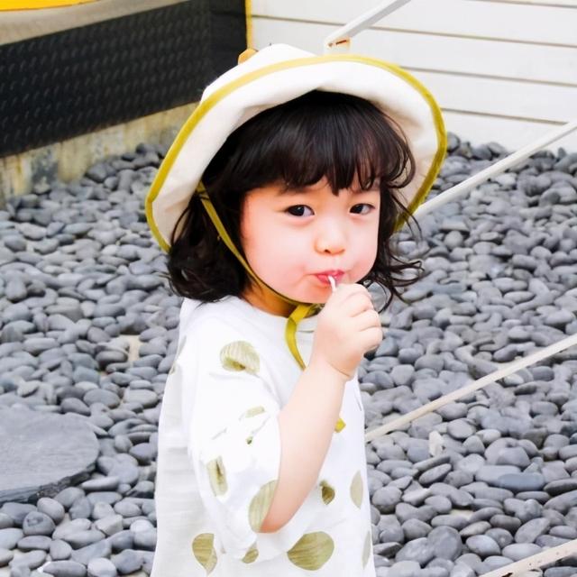 陈姓女孩子名字大全洋气（陈姓名女孩名字大全）(2)