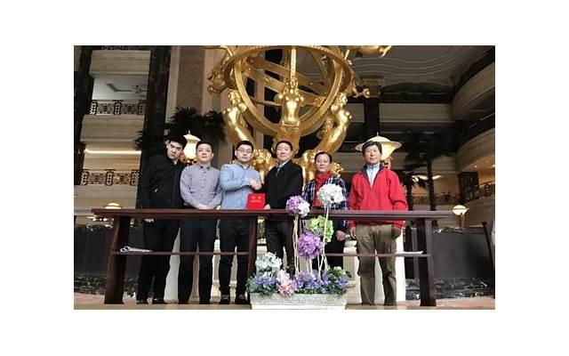 被公司领导C了很多次怎么办？在公司被领导打了怎么办