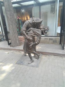 ​北京798艺术区：不去不坑不知道！