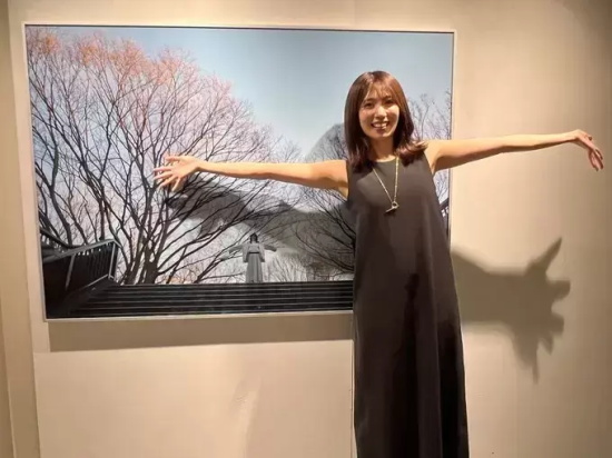 11区C位女演员山岸逢花美图分享，绝对的大佬级老师！