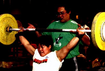 刘春红：蝉联举重奥运金牌，后赴美国发展，8年后被取消奥运成绩