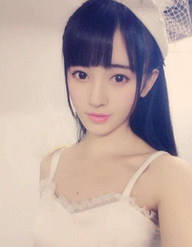 五千年美女鞠婧祎整容前后照片流出，网友看后，也太美了