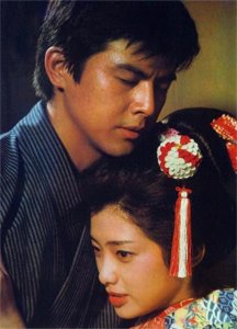 ​山口百惠老年状态惊艳到了：64岁发腮发福，穿衣极简却气质高级