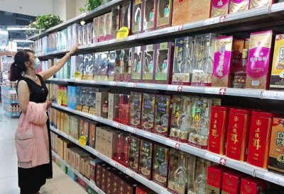 ​网上买酒究竟靠不靠谱？为何那么多人喜欢网上买酒？看行家怎么说