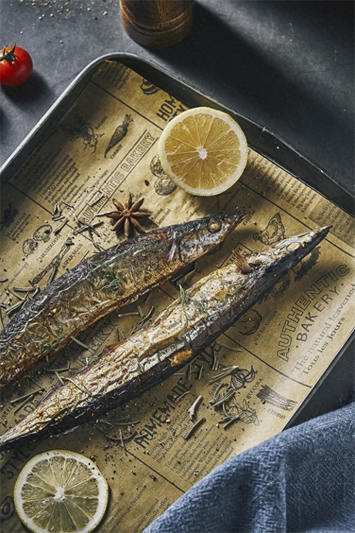 秋刀鱼的滋味~~猫和你都想了解~到了吃秋刀鱼的季节了