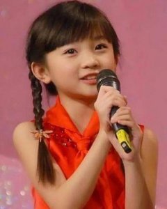 ​林妙可：从08年奥运小歌手到青涩少女的成长之路