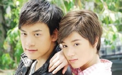 ​爱在旅途：达伟先生与假小子阿雅，被爱神丘比特牵住了