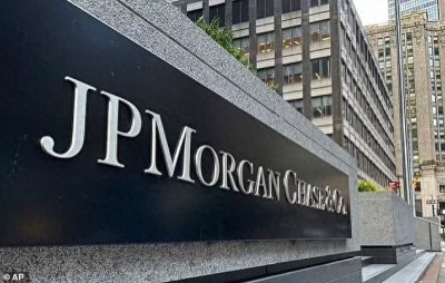 ​摩根大通强制全员返岗，要求员工一周上五天班，超千人联名抗议