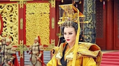 ​武则天赦免正在被砍头的宰相，宰相说：就这样赦免我不能太随意