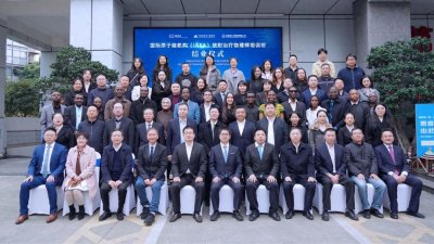 ​16名非洲学员跨越万里 在四川完成“放射治疗物理师”培训